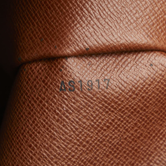 LOUIS VUITTON Brown Monogram Leather Boulogne 30 Shoulder Bag - Picture 12 of 13